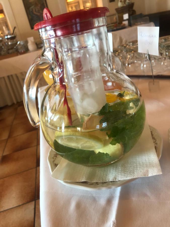Hotel Schoene Aussicht Kartitsch Eksteriør billede