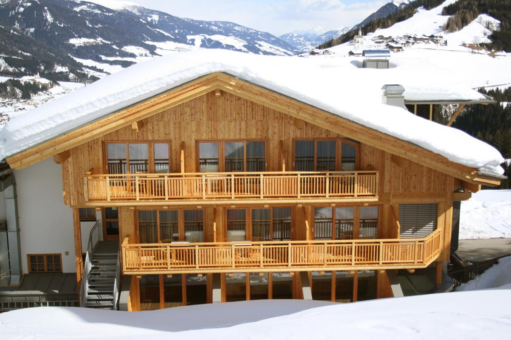 Hotel Schoene Aussicht Kartitsch Eksteriør billede