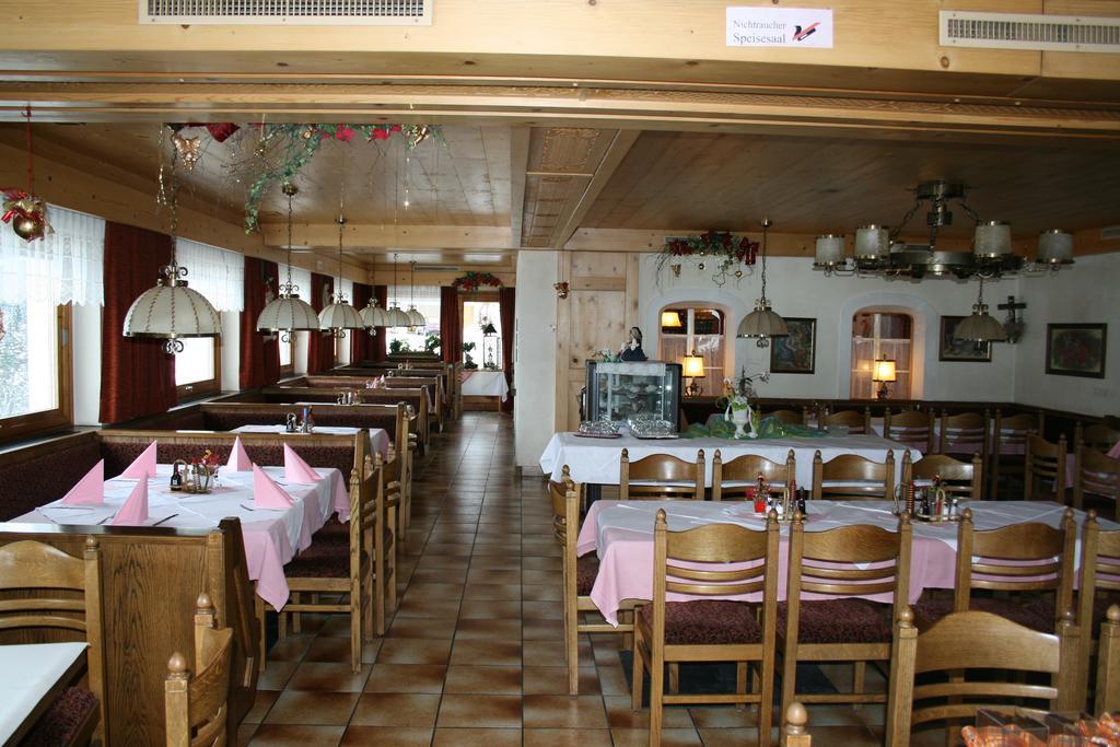Hotel Schoene Aussicht Kartitsch Eksteriør billede